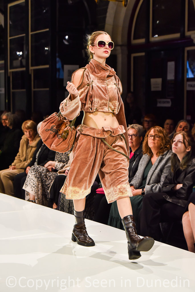 Gemma Bartholomew_013